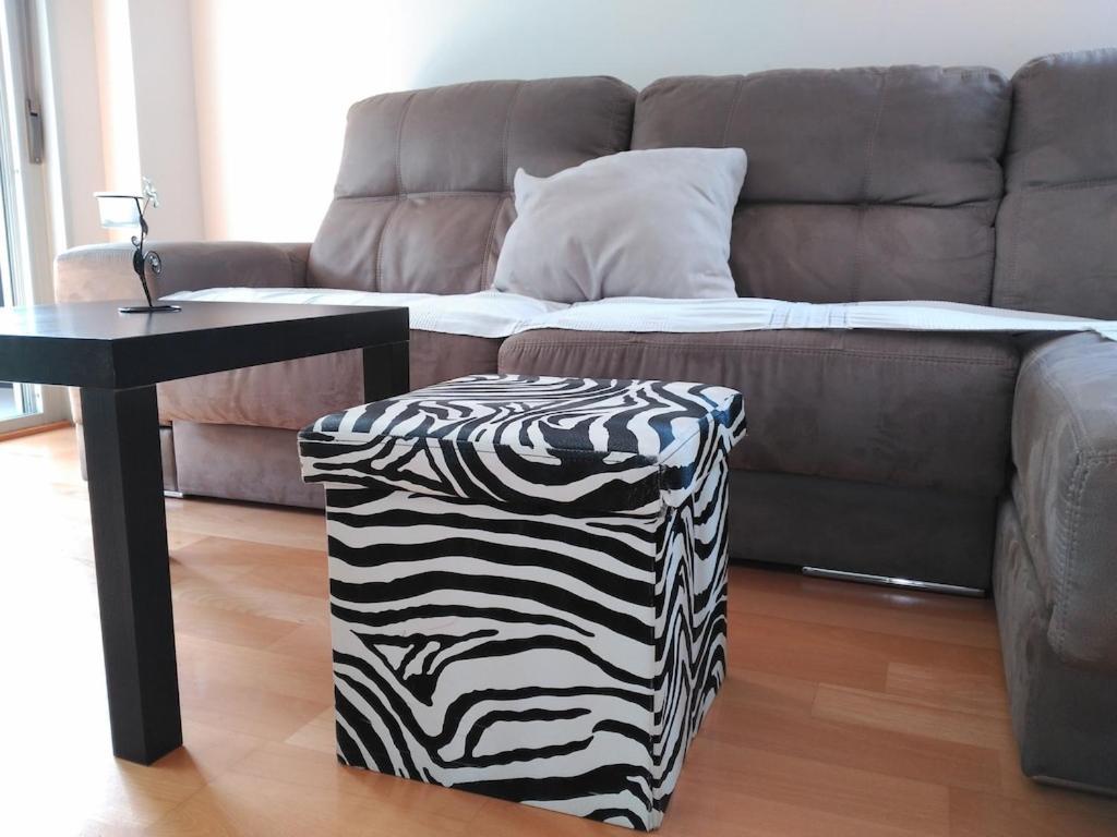 Luxury Flat, 3 Bedrooms, 2 Bathrooms And Swimming Pool Next To The Beach!! Sant Adria de Besos Buitenkant foto